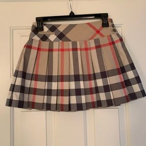 BURBERRY girls like new plaid print pleated skirt
